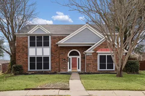 1517 High Pointe Cir, Cedar Hill, TX 75104