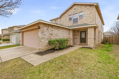 8808 Valley River Dr, Fort Worth, TX 76244