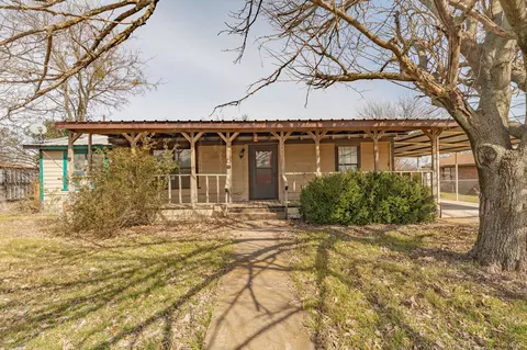 1635 College Farm Rd, Stephenville, TX 76401