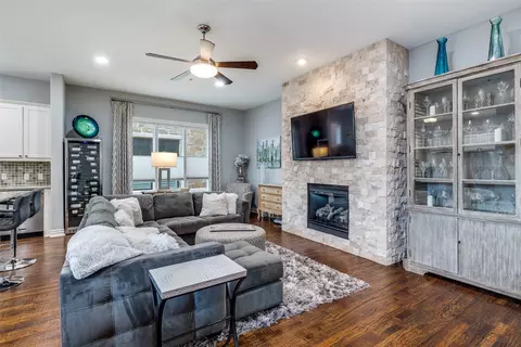 2811 Hood St #H, Dallas, TX 75219