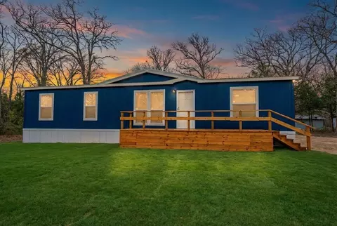 7108 Moccasin Dr, Mabank, TX 75156