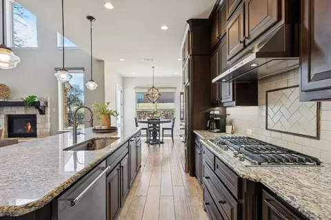Kitchen - 11100 Falling Leaf Trl, Argyle, TX 76226 photo 4 of 4