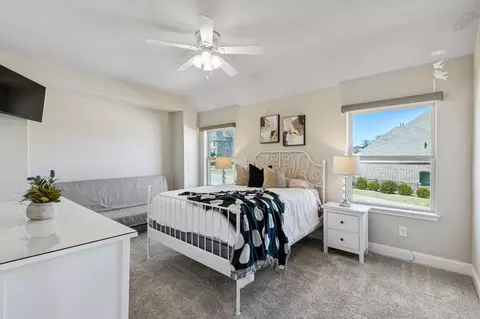 Bedroom - 11100 Falling Leaf Trl, Argyle, TX 76226 photo 4 of 6