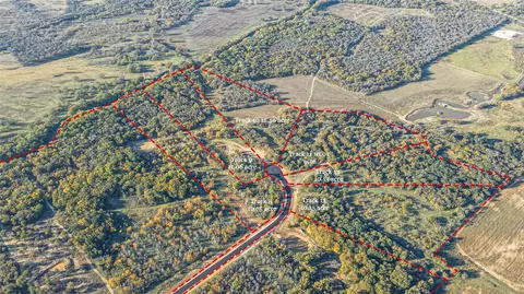 285 Flatwood Rd, Decatur, TX 76234