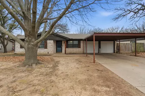 1710 Kay Ave, Bridgeport, TX 76426