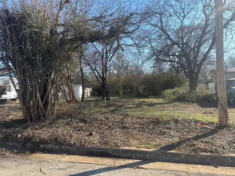 4912 Fitzhugh Ave, Fort Worth, TX 76105