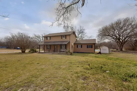 4405 Chisholm Trl, Crowley, TX 76036