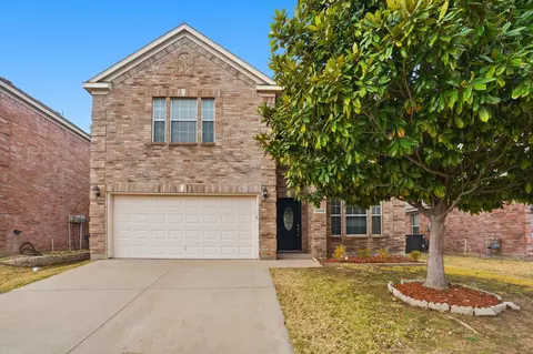 10005 Chadbourne Rd, Fort Worth, TX 76244