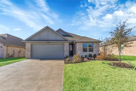 4009 Mockingbird Ln, Melissa, TX 75454