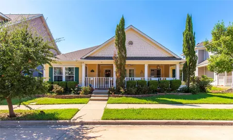 1500 Chestnut Dr, Savannah, TX 76227