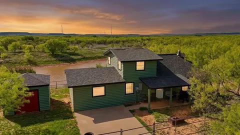 258 County Road 206, Ovalo, TX 79541
