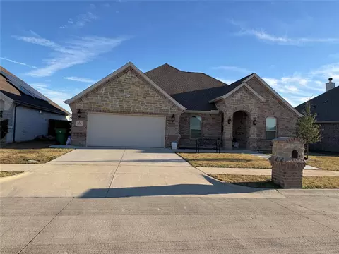 636 Xavier Ct, Waxahachie, TX 75165