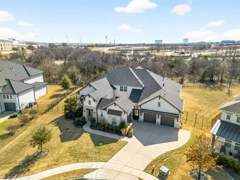 2105 Foxborough Trl, Flower Mound, TX 75028