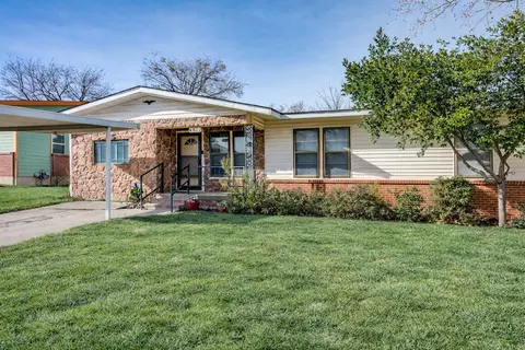 4812 Flagstone Dr, Fort Worth, TX 76114