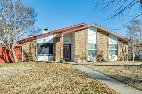 3114 Fairgate Dr, Carrollton, TX 75007