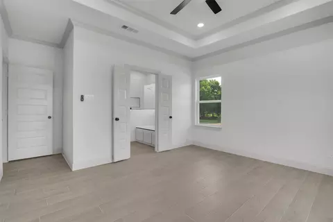 Bedroom - 504 E Ball St, Tom Bean, TX 75489 photo 3 of 10