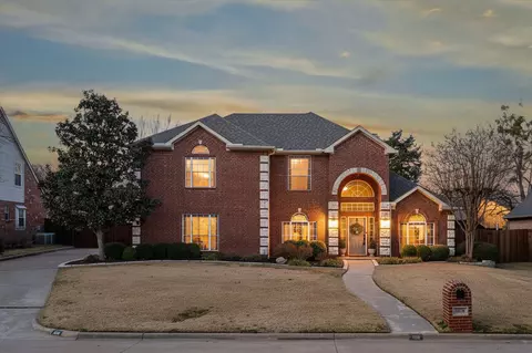 1018 Brook Arbor Dr, Mansfield, TX 76063