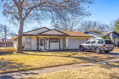 418 E Mona Ave, Duncanville, TX 75137