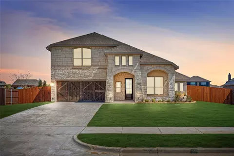 182 Memory Ln, Waxahachie, TX 75165