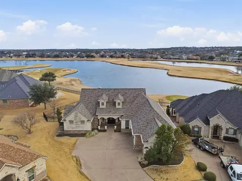 1309 Amsterdam Ct, Granbury, TX 76048