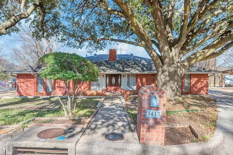 3417 Greenbriar Ln, Plano, TX 75074