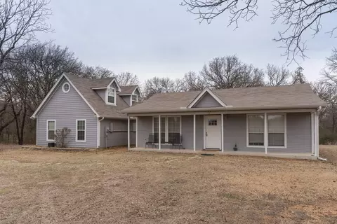 4013 Black Oak Dr, Cleburne, TX 76031