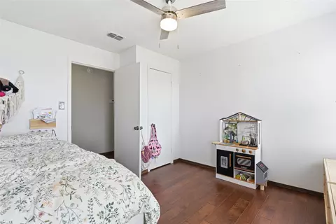 Bedroom - 9213 Wilson Rd, Pilot Point, TX 76258 photo 5 of 5