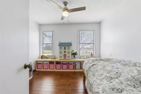 Bedroom - 9213 Wilson Rd, Pilot Point, TX 76258 photo 4 of 5