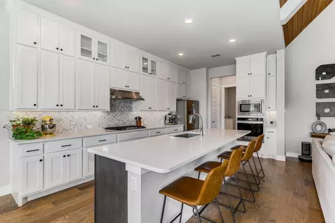 Kitchen - 175 Stirling Dr, Argyle, TX 76226 photo 5 of 5