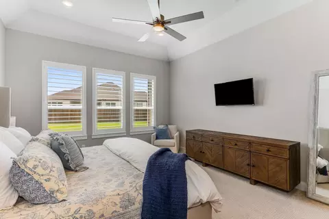Bedroom - 175 Stirling Dr, Argyle, TX 76226 photo 3 of 9