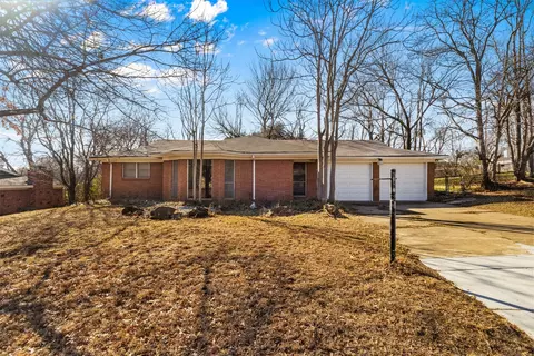 7204 Marilyn Ln, North Richland Hills, TX 76180
