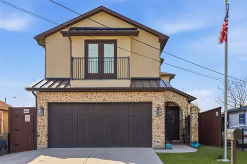3105 Pastor St, Dallas, TX 75212
