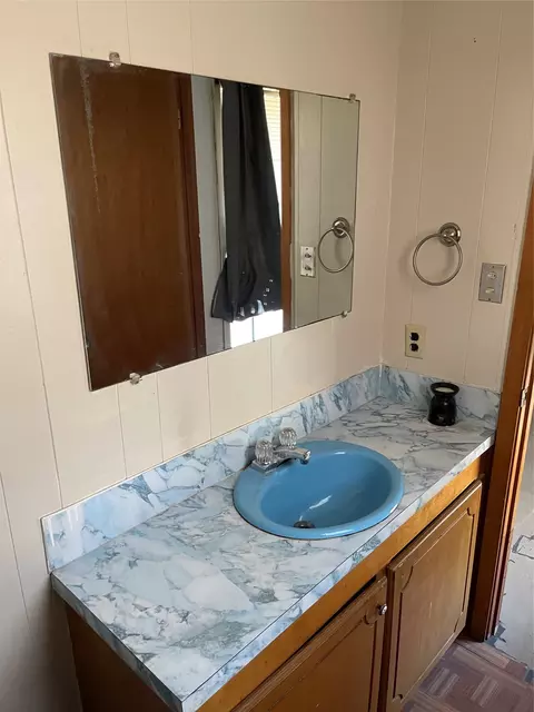 Bath - 270 Layfield Rd, Coushatta, LA 71019 photo 4 of 4