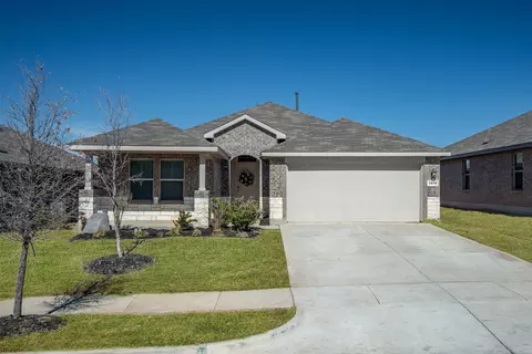 3816 Canyon Verde Ln, Lantana, TX 76226