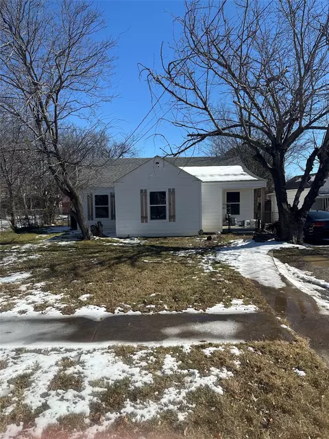 903 SW 5th Ave SW, Mineral Wells, TX 76067