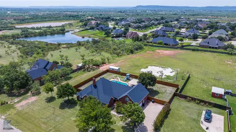 8541 Saddle Creek Rd, Abilene, TX 79602