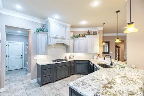 Kitchen - 8209 Cimarron Trl, Abilene, TX 79606 photo 2 of 4