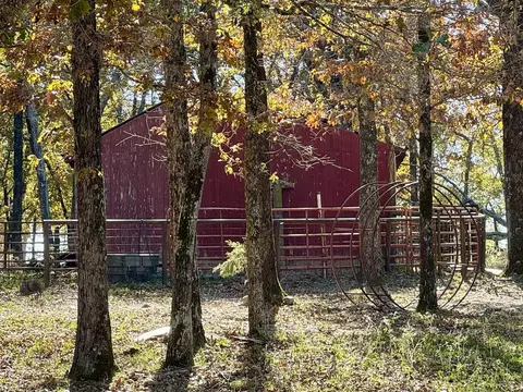 573 Van Zandt County Road 1208, Canton, TX 75103