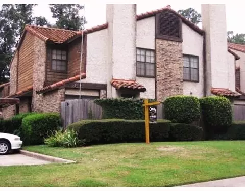 5454 Financial Plz #3-C, Shreveport, LA 71129
