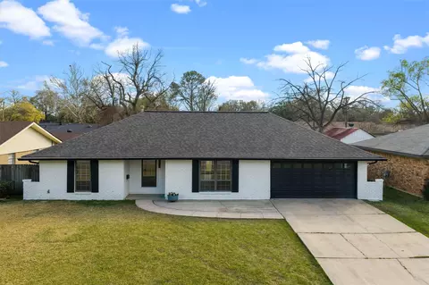 2426 Melrose Ave, Bossier City, LA 71111