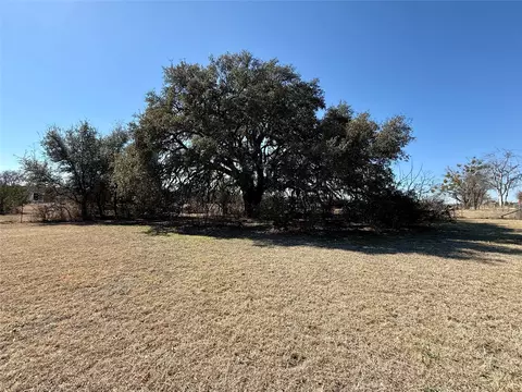 719 W First St, Hico, TX 76457