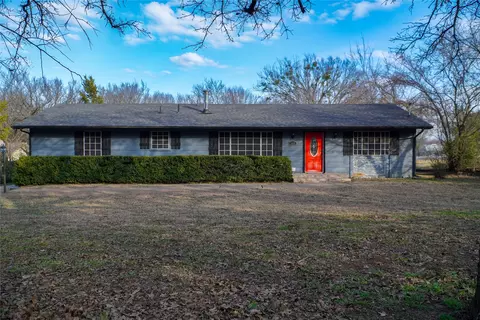 305 N Eastern St, Keene, TX 76059