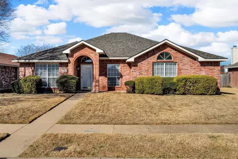 463 Overland Trl, Cedar Hill, TX 75104
