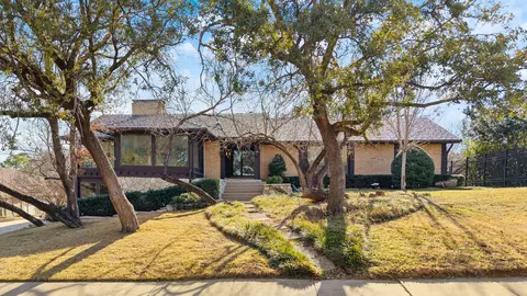 3808 Cabeza De Vaca Cir, Irving, TX 75062