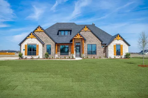 310 Waterfall Ranch Rd, Waxahachie, TX 75167