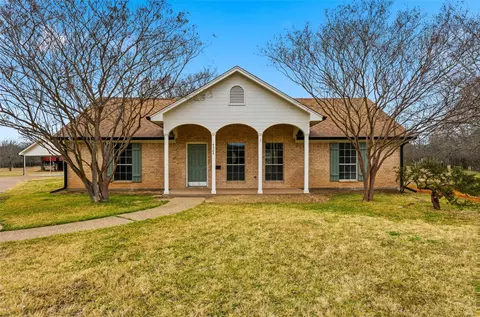 4524 Concord Rd, Bellmead, TX 76705