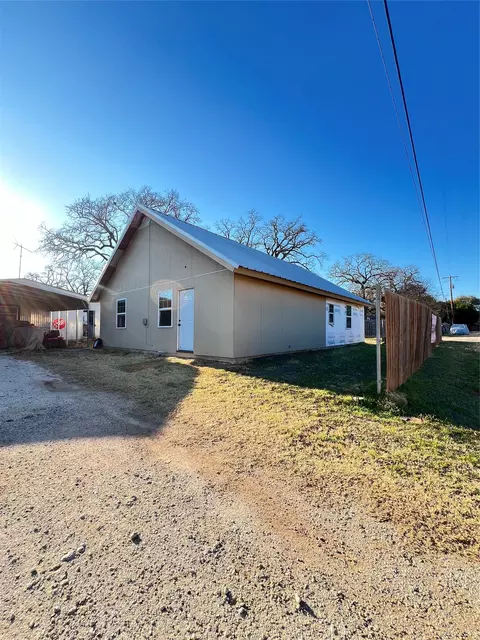 139 Mohon Dr, Whitney, TX 76692