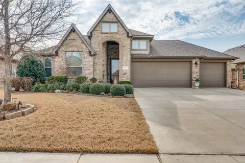 532 Brookhaven Ln, Oak Point, TX 75068