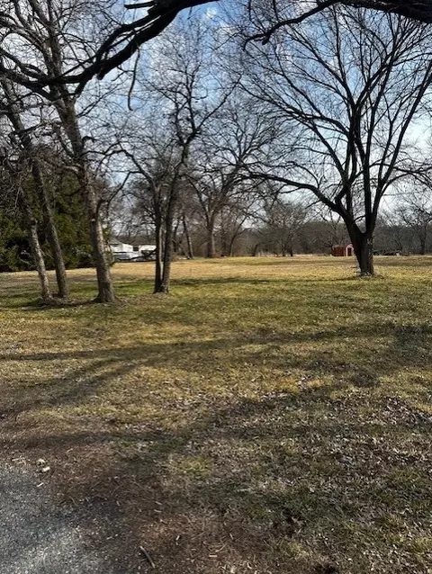 000 S Jernigan St, Bells, TX 75414