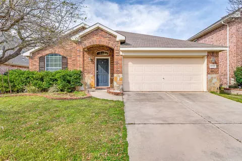 1721 Ringtail Dr, Little Elm, TX 75068